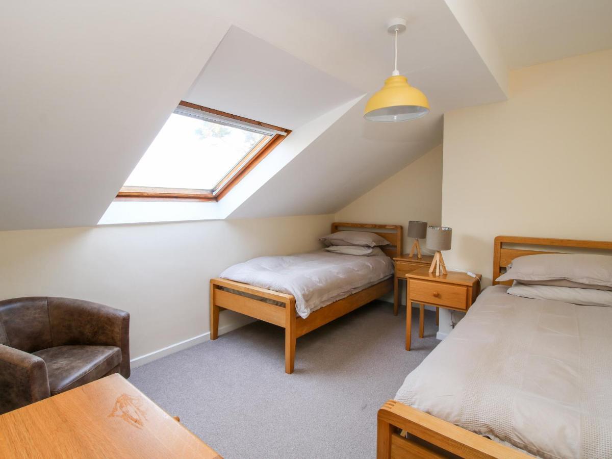 Bicton Lea Villa Acton  Екстериор снимка